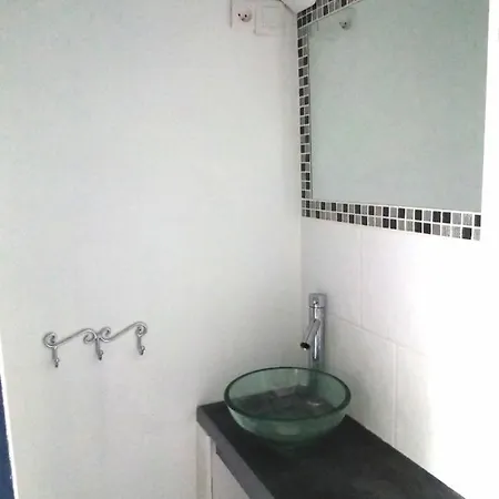 Petit Mansarde - 2 Lits Simples * Neuilly (Eure)