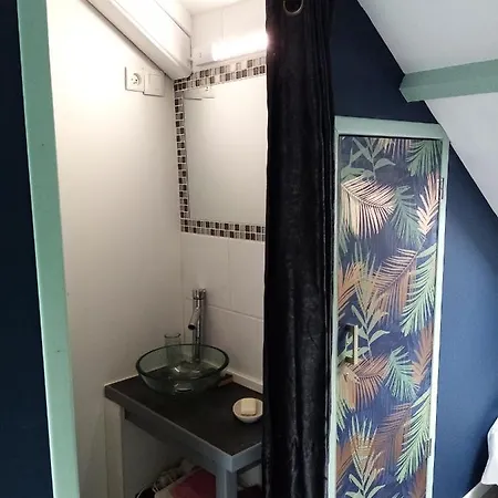 Petit Mansarde - 2 Lits Simples Pensionat 3*