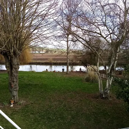 Petit Mansarde - 2 Lits Simples Penzion Neuilly (Eure)
