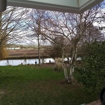 Petit Mansarde - 2 Lits Simples Pensionat Neuilly (Eure)