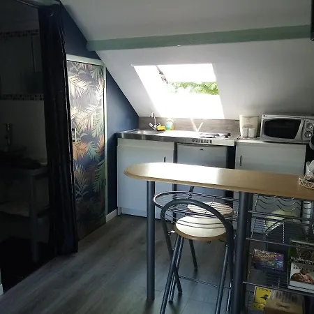Penzion Petit Mansarde - 2 Lits Simples Neuilly (Eure)